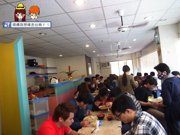 【台南東區】學生們的最愛,俗又大碗「紅樓小館」 【台南東區】學生們的最愛,俗又大碗「紅樓小館」