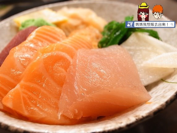 【台南安南區】超平價只要100元的生魚片丼飯-海作壽司屋