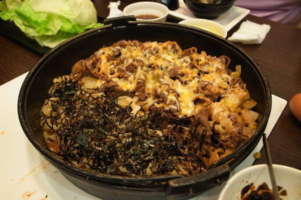 【鳥松】來澄清湖時別忘了吃「金閣鍋物」喔! 優質肉品大大滿足啦^^