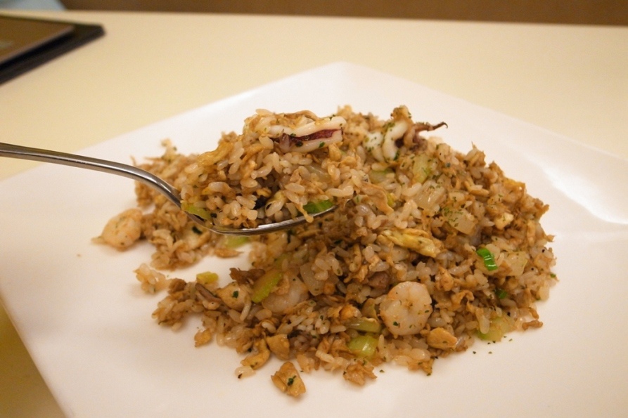 【高雄苓雅】巷弄中的平價美食~B.J Pasta
