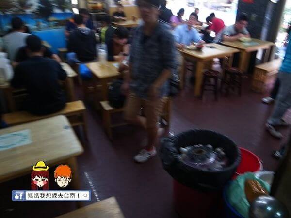 【台南東區】學生們的最愛,俗又大碗「紅樓小館」 【台南東區】學生們的最愛,俗又大碗「紅樓小館」