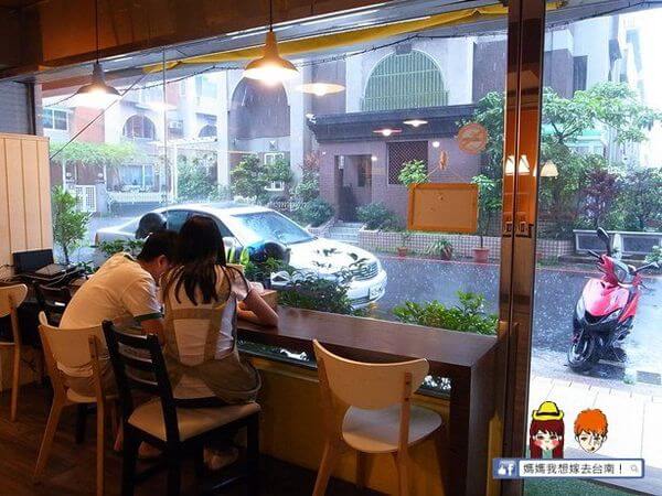 【台南東區】隱身在德安百貨對面的溫馨巷弄小店～比薩斜塔Pizza Style