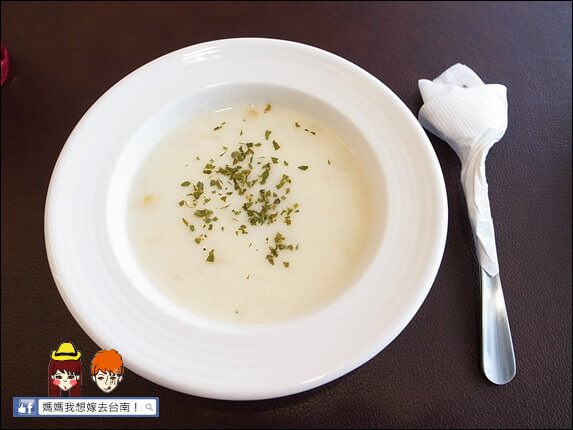 【台南東區】提摩希歐式餐坊被熊娃娃佔據了的溫馨簡餐店