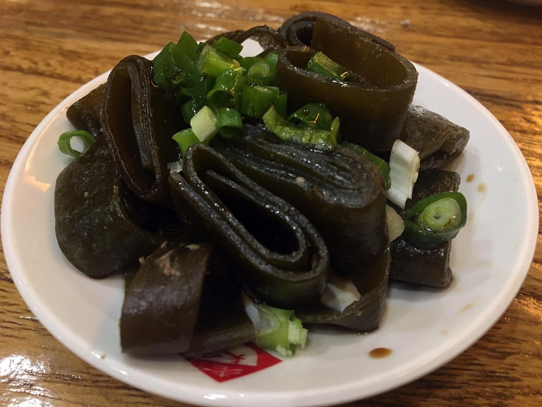 第一道小菜:卤海带丝($30)