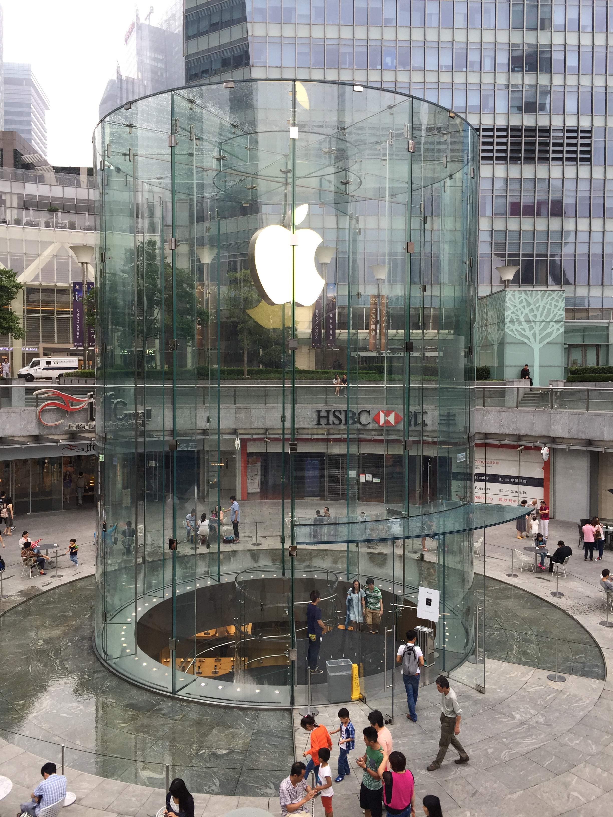 apple store「首间直营店」来台徵才!台大人快把握啊!