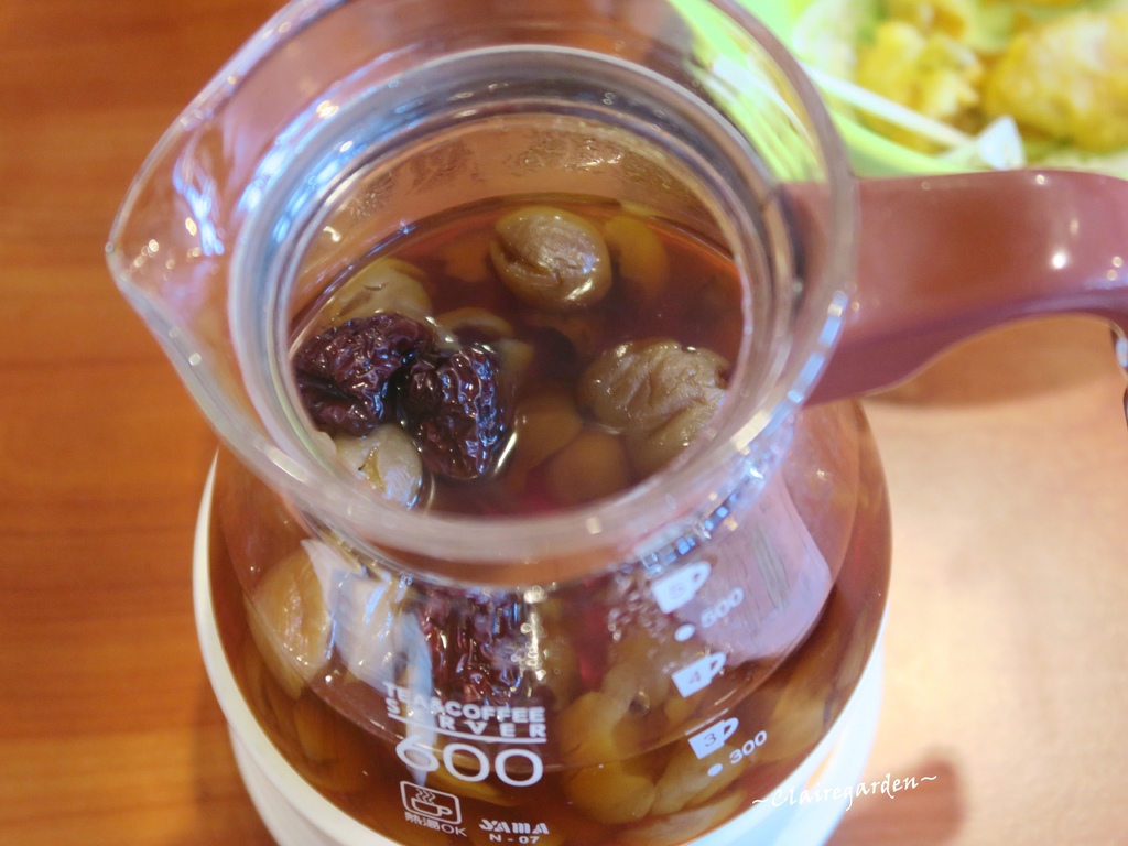 [南崁菜鳥覓食記] 餓人谷有間客棧人文茶館~澎湃料多椰香南洋海鮮麵