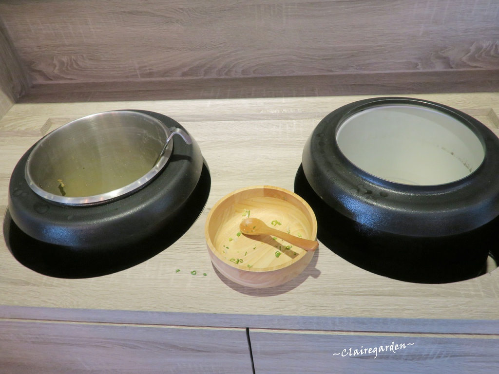 [南崁菜鳥覓食記]燒肉丼販(桃園中正店)~販賣機點餐。自助飲料吧