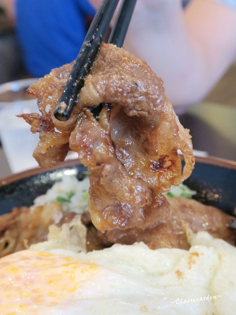 [南崁菜鳥覓食記]燒肉丼販(桃園中正店)~販賣機點餐。自助飲料吧