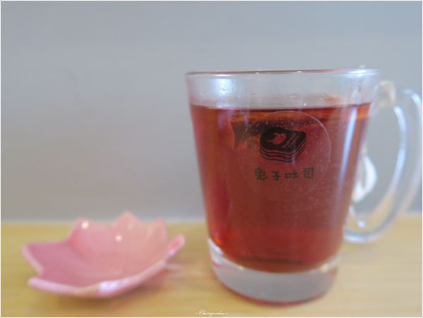 [北投在地美食]兔子吐司~迷你可愛溫馨小店。酥脆香濃起司吐司