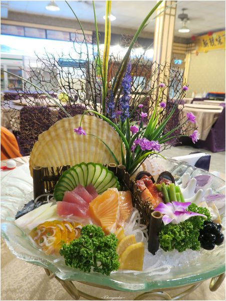 宜蘭 山渡空間食藝~旭蟹牛奶鍋。糖絲沙拉。分子料理果醋(讀者優惠) 宜蘭 山渡空間食藝~旭蟹牛奶鍋。糖絲沙拉。分子料理果醋(讀者優惠)