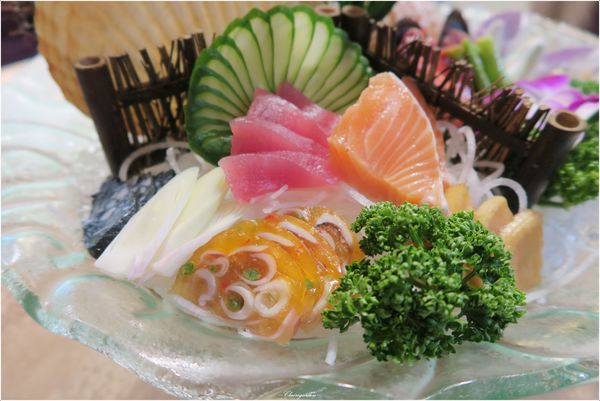 宜蘭 山渡空間食藝~旭蟹牛奶鍋。糖絲沙拉。分子料理果醋(讀者優惠) 宜蘭 山渡空間食藝~旭蟹牛奶鍋。糖絲沙拉。分子料理果醋(讀者優惠)