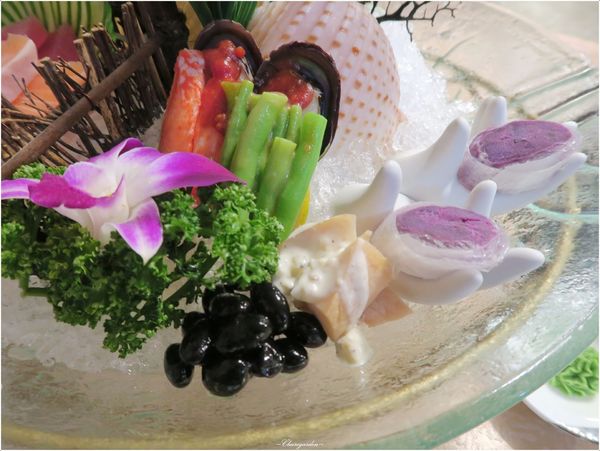 宜蘭 山渡空間食藝~旭蟹牛奶鍋。糖絲沙拉。分子料理果醋(讀者優惠) 宜蘭 山渡空間食藝~旭蟹牛奶鍋。糖絲沙拉。分子料理果醋(讀者優惠)