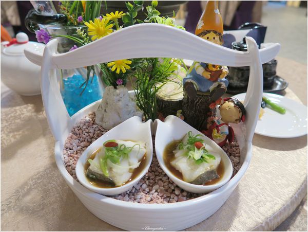 宜蘭 山渡空間食藝~旭蟹牛奶鍋。糖絲沙拉。分子料理果醋(讀者優惠) 宜蘭 山渡空間食藝~旭蟹牛奶鍋。糖絲沙拉。分子料理果醋(讀者優惠)