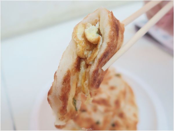 台北 捷運石牌站 無名手工蛋餅~食尚玩家推薦&小巷裡的人氣高CP值早餐店