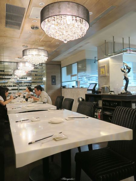 台北 捷運忠孝復興 天下三絕麵食館~高級餐廳裡享牛肉麵配紅酒