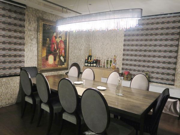 台北 捷運忠孝復興 天下三絕麵食館~高級餐廳裡享牛肉麵配紅酒