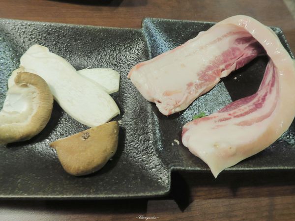 台北 捷運中山站 韓金館~起司。起司。五花肉的進擊
