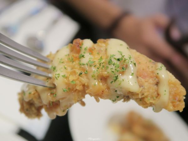 台北 捷運市政府站 Hack Bistro 哈克廚房~好吃三重奏美味烤薄餅 台北 捷運市政府站 Hack Bistro 哈克廚房~好吃三重奏美味烤薄餅