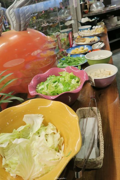 台北 捷運劍南站 山海傳~蔬食X迴轉X中國神話風的特色火鍋店