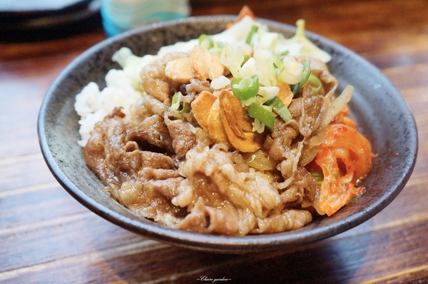 台北 捷運士林站 澠井川~色香味俱全大好吃香蒜燒牛五花丼