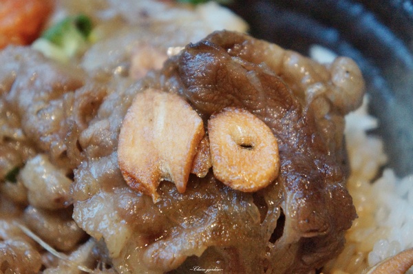 台北 捷運士林站 澠井川~色香味俱全大好吃香蒜燒牛五花丼