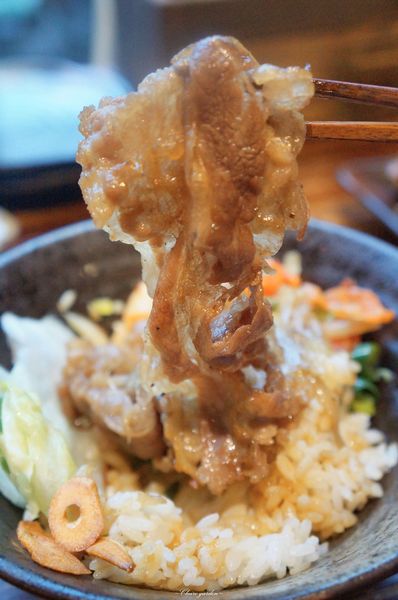 台北 捷運士林站 澠井川~色香味俱全大好吃香蒜燒牛五花丼