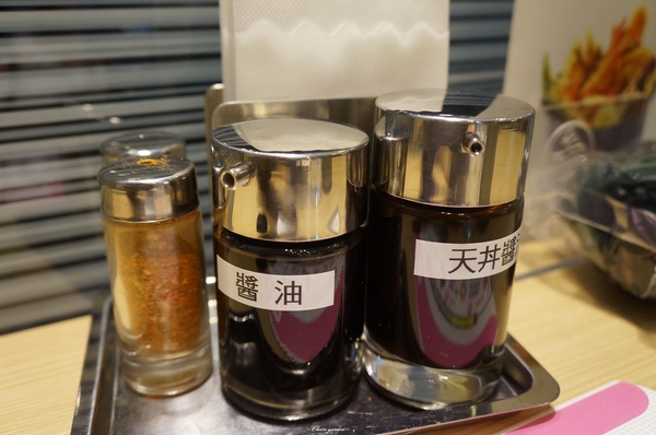 [試吃]台北捷運芝山 叁元天天丼専門店~巷弄裡人氣的日式丼飯