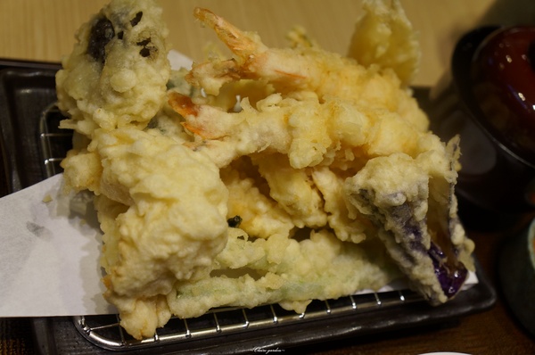 [試吃]台北捷運芝山 叁元天天丼専門店~巷弄裡人氣的日式丼飯