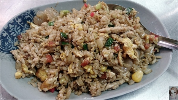 [庶民美食]北投清江街無名小吃~在地人推薦高CP值炒飯