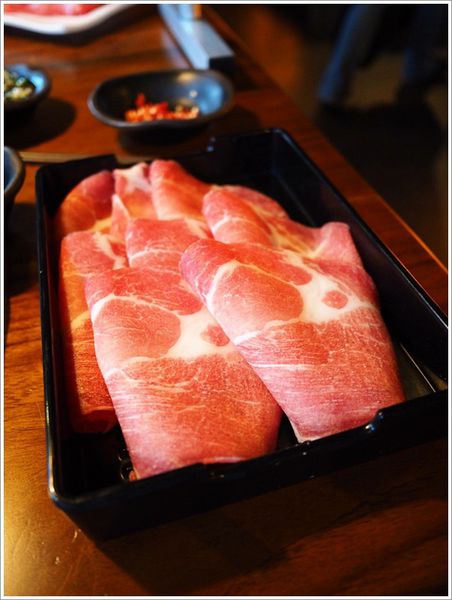 【食】【桃園】平和會館 貪吃的小火鍋 【食】【桃園】平和會館 貪吃的小火鍋