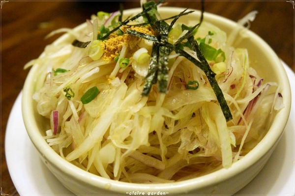 台北捷運芝山站廣澤擔仔麵~有炸蛋的麵&找不到的臭豆腐