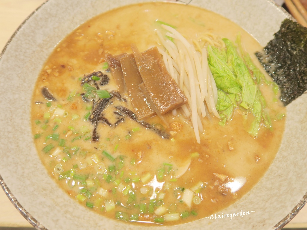 [南崁菜鳥覓食記] 江戶拉面亭~北海道香濃甜湯頭。香噴噴好厲害炸雞