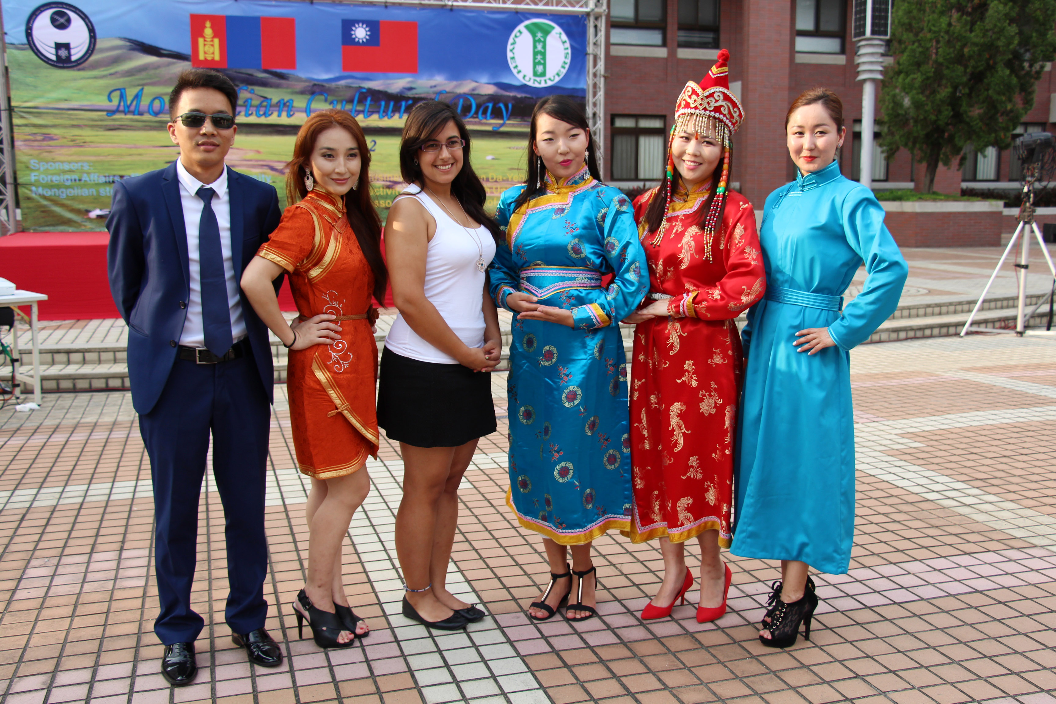 大葉大學蒙古文化日  義賣助蒙古兒童醫院-大葉大學