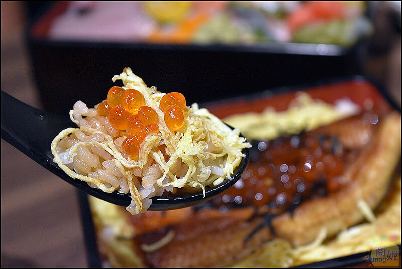 台中好吃鰻魚飯。御成町浪漫鰻屋老虎城店(附最新菜單)。鰻魚飯、丼飯通通大份量好好吃!!小菜湯品鰻魚醬汁免費續。本文登上奇摩首頁