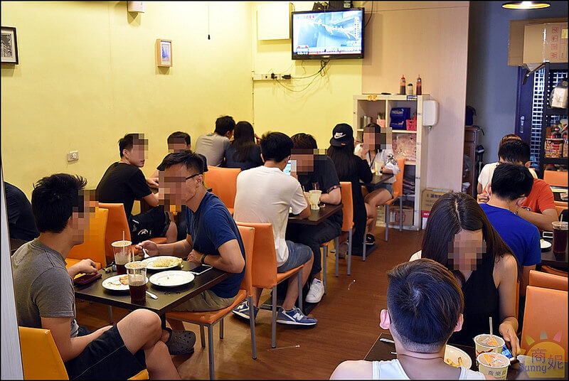 逢甲平價早午餐。喬樂晨坊。逢甲學生推薦排隊美食。豐盛套餐加飲料通通百元有找CP值完勝華麗裝潢餐廳高價早午餐。照顧學生友善餐廳 逢甲平價早午餐。喬樂晨坊。逢甲學生推薦排隊美食。豐盛套餐加飲料通通百元有找CP值完勝華麗裝潢餐廳高價早午餐。照顧學生友善餐廳