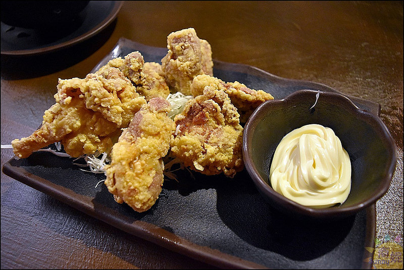 台中大里美食新開幕工業風串燒。餤 工業燒(附最新菜單)。深夜食堂宵夜新據點 台中大里美食新開幕工業風串燒。餤 工業燒(附最新菜單)。深夜食堂宵夜新據點