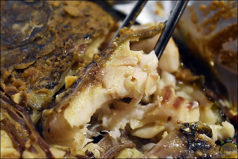 台中大里美食新開幕工業風串燒。餤 工業燒(附最新菜單)。深夜食堂宵夜新據點 台中大里美食新開幕工業風串燒。餤 工業燒(附最新菜單)。深夜食堂宵夜新據點