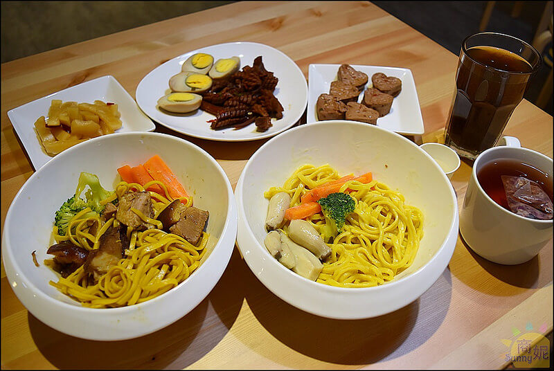 台中美食綠園道首見花香滷味。綠窩。小包裝乾式滷味添加有機玫瑰細膩熬煮健康清爽淡淡花香夏天吃好開胃!! 台中美食綠園道首見花香滷味。綠窩。小包裝乾式滷味添加有機玫瑰細膩熬煮健康清爽淡淡花香夏天吃好開胃!!