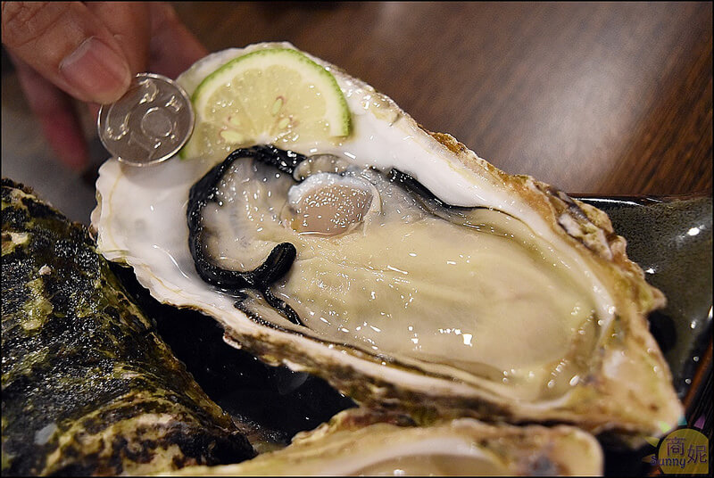 台中美食現烤霸王級活海鮮。リ味館。食尚玩家、民視新聞報導生鮮水產現烤海鮮吃過都說讚。老饕推薦點隱藏版就對了。本文登上奇摩首頁