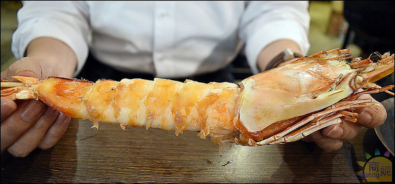 台中美食現烤霸王級活海鮮。リ味館。食尚玩家、民視新聞報導生鮮水產現烤海鮮吃過都說讚。老饕推薦點隱藏版就對了。本文登上奇摩首頁