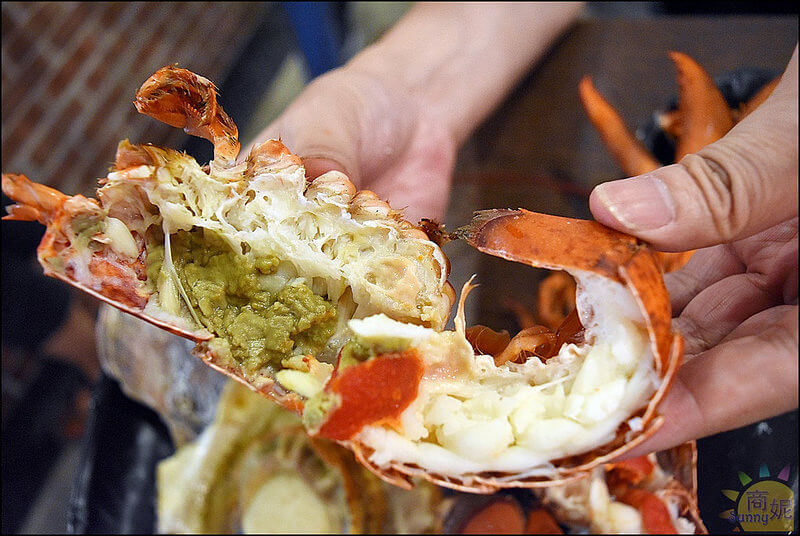 台中美食現烤霸王級活海鮮。リ味館。食尚玩家、民視新聞報導生鮮水產現烤海鮮吃過都說讚。老饕推薦點隱藏版就對了。本文登上奇摩首頁