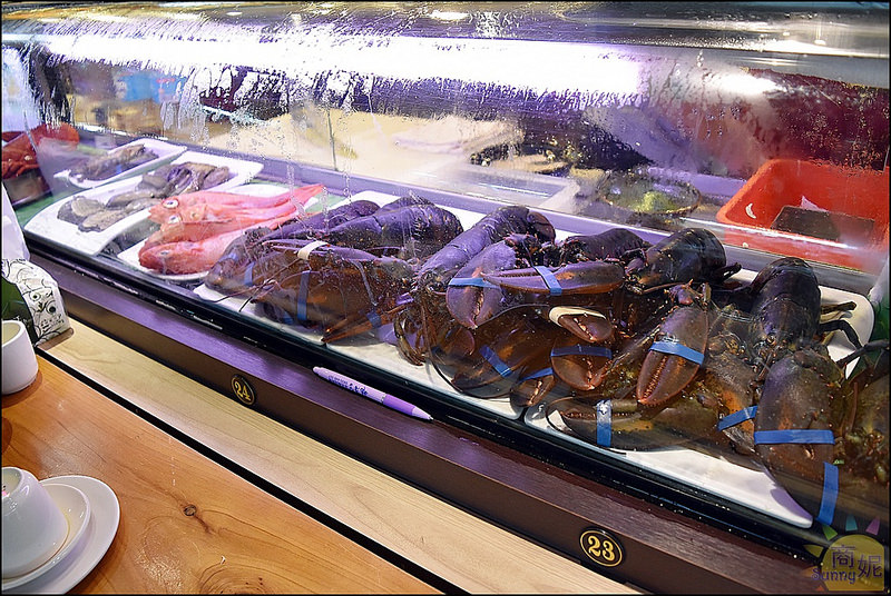 台中隱藏版美食。鵝房宮無菜單日本料理。新一點利黃昏市場排隊名店。小店私藏大料理道道美味充滿驚喜!。本文登上奇摩首頁