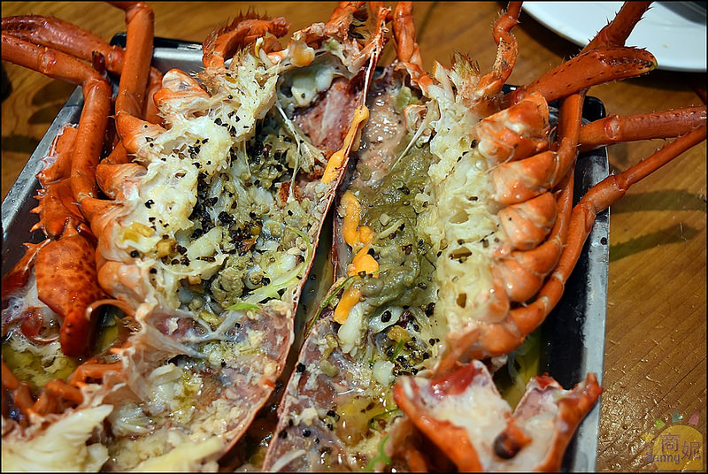 台中隱藏版美食。鵝房宮無菜單日本料理。新一點利黃昏市場排隊名店。小店私藏大料理道道美味充滿驚喜!。本文登上奇摩首頁
