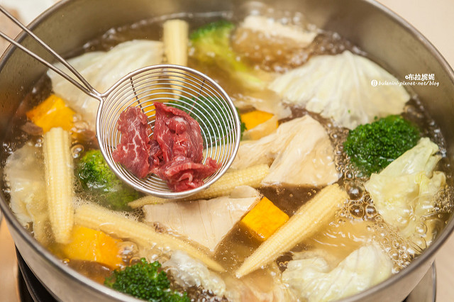 【埔里年節餐廳推薦】埔里過年吃什麼?好吃的火鍋在這裡!!-牛肉 【埔里年節餐廳推薦】埔里過年吃什麼?好吃的火鍋在這裡!!-牛肉