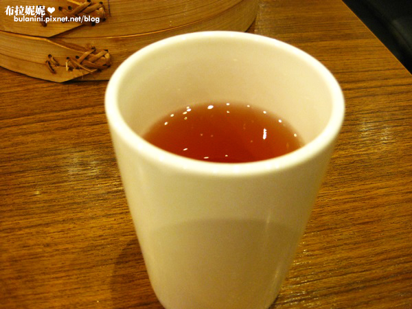  【台中美食】鼎泰豐小籠包@食記．無限次訪！永遠都吃不膩～-小龍包