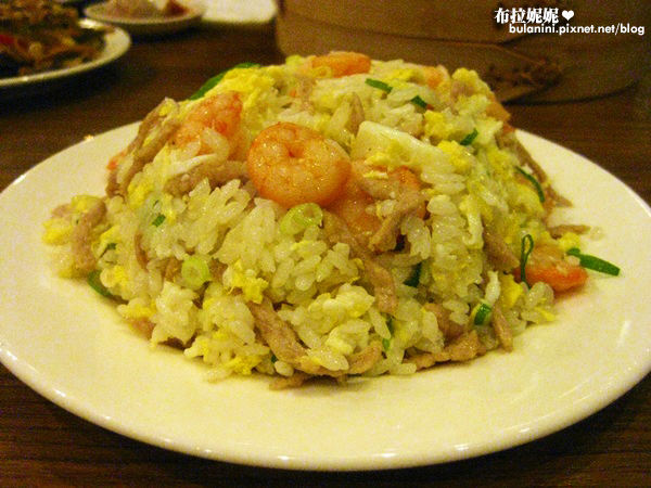  【台中美食】鼎泰豐小籠包@食記．無限次訪！永遠都吃不膩～-小龍包
