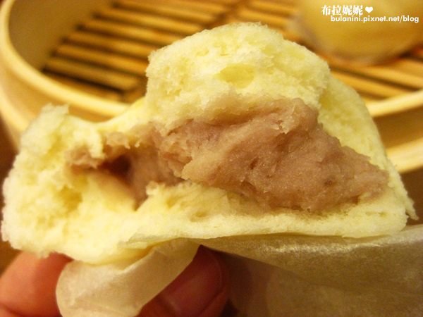  【台中美食】鼎泰豐小籠包@食記．無限次訪！永遠都吃不膩～-小龍包
