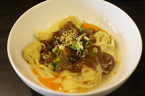 【羽諾食記口碑券25】讓人賓至如歸的~吃吃吃麵飯館-台北 【羽諾食記口碑券25】讓人賓至如歸的~吃吃吃麵飯館-台北