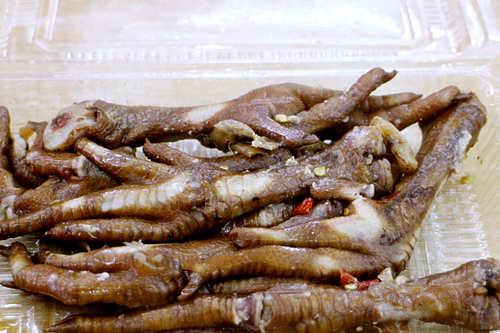 【羽諾食記】台中一中街美食~上和園滷味-一中街 【羽諾食記】台中一中街美食~上和園滷味-一中街
