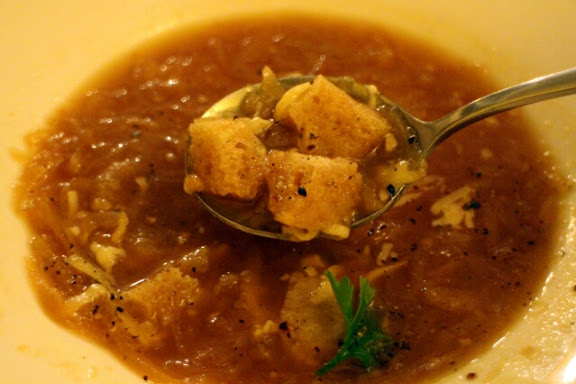 【羽諾食記】敦化南路巷弄美食~美味餐點&悅耳歌聲-Bistro sauce-台北